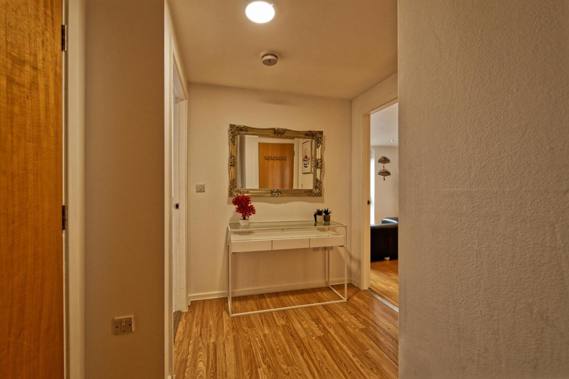 Sidemersey Livings- Convenient And Central 2-Bedroom Haven In L1 Liverpool Exteriör bild