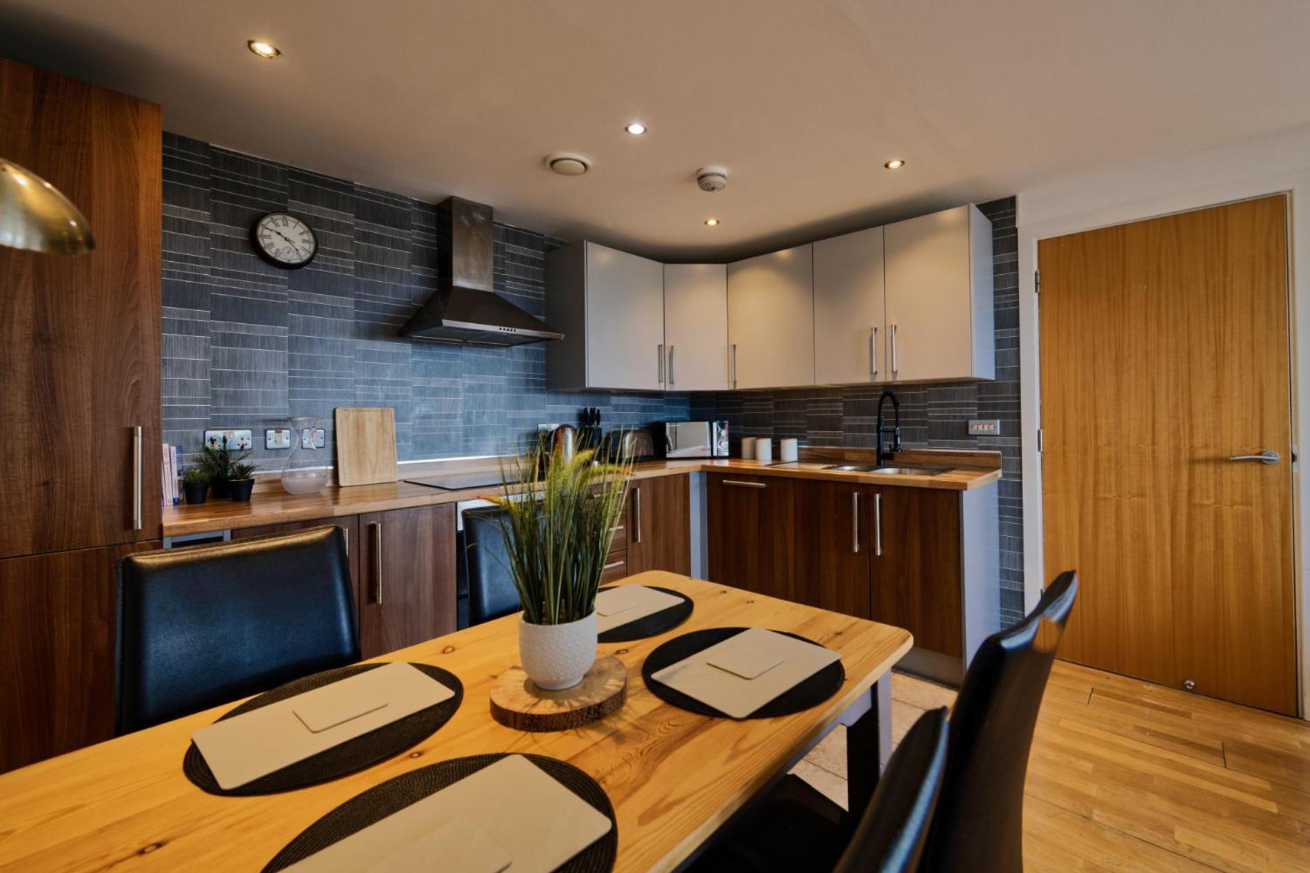 Sidemersey Livings- Convenient And Central 2-Bedroom Haven In L1 Liverpool Exteriör bild